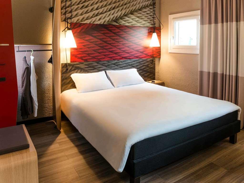 Ibis Bourg En Bresse Hotel Стая снимка